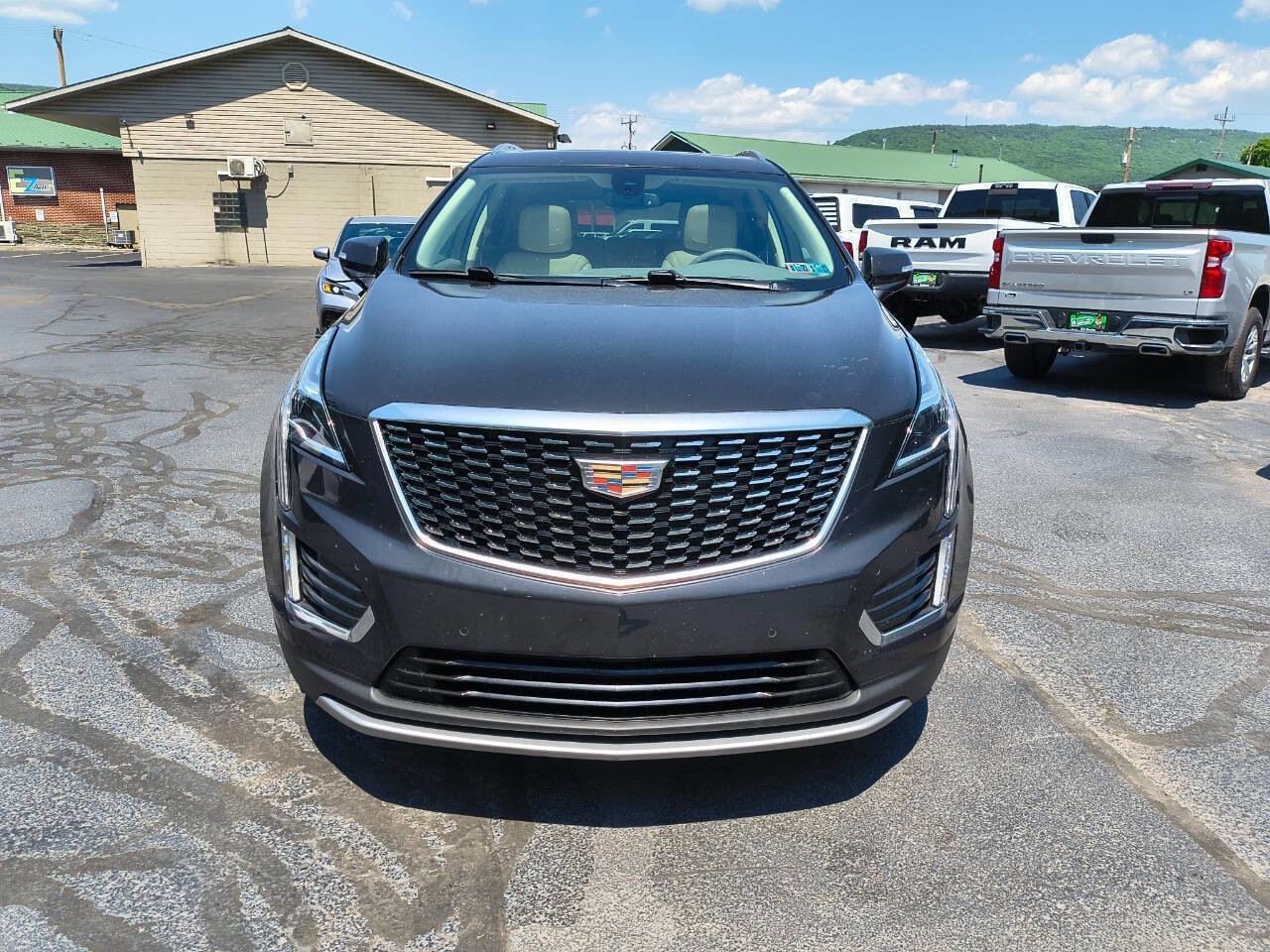 Used 2020 Cadillac XT5 Premium Luxury AWD/4WD image 3