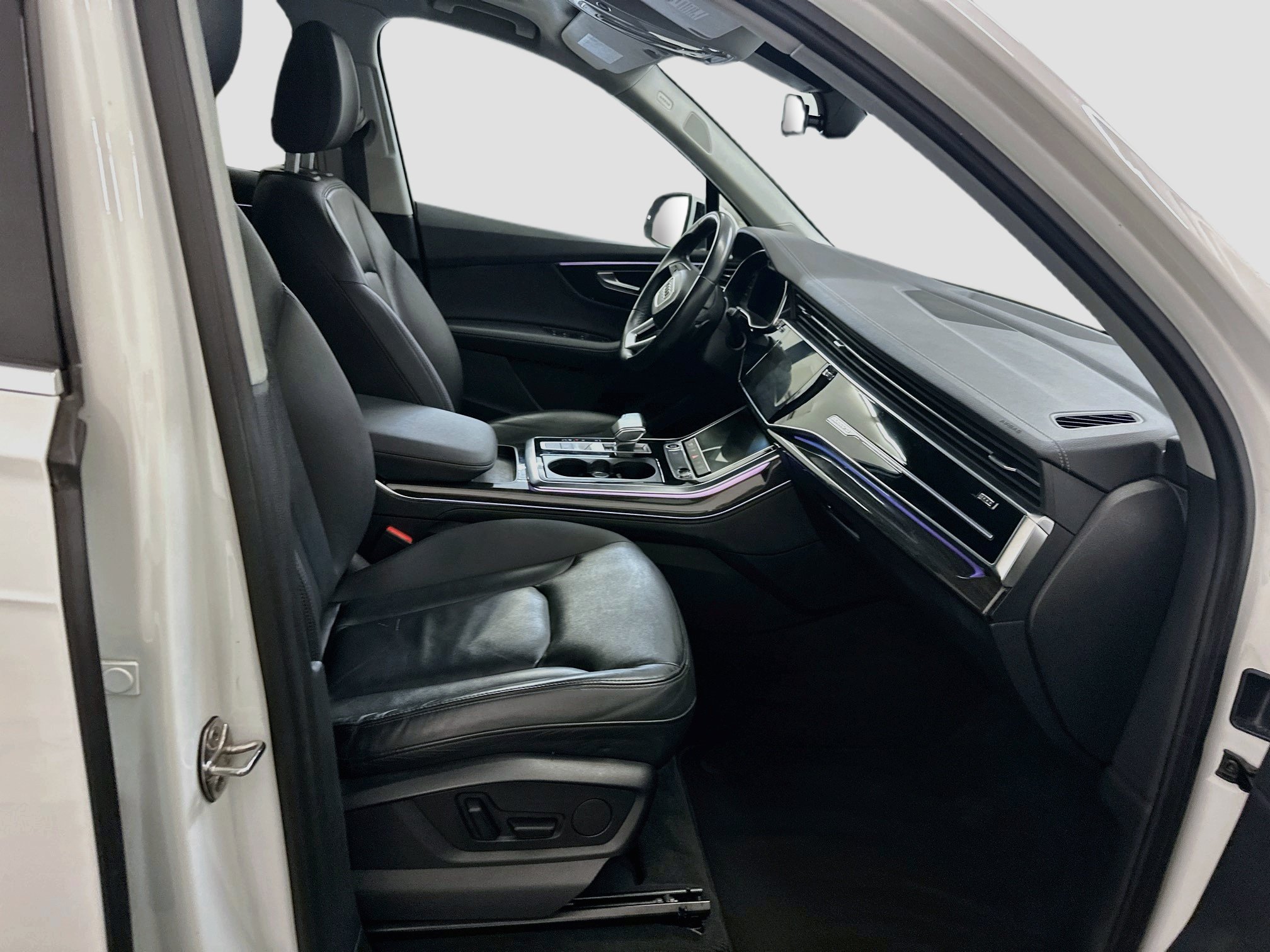 Used 2024 Audi Q7 2.0T Premium Plus AWD/4WD image 35