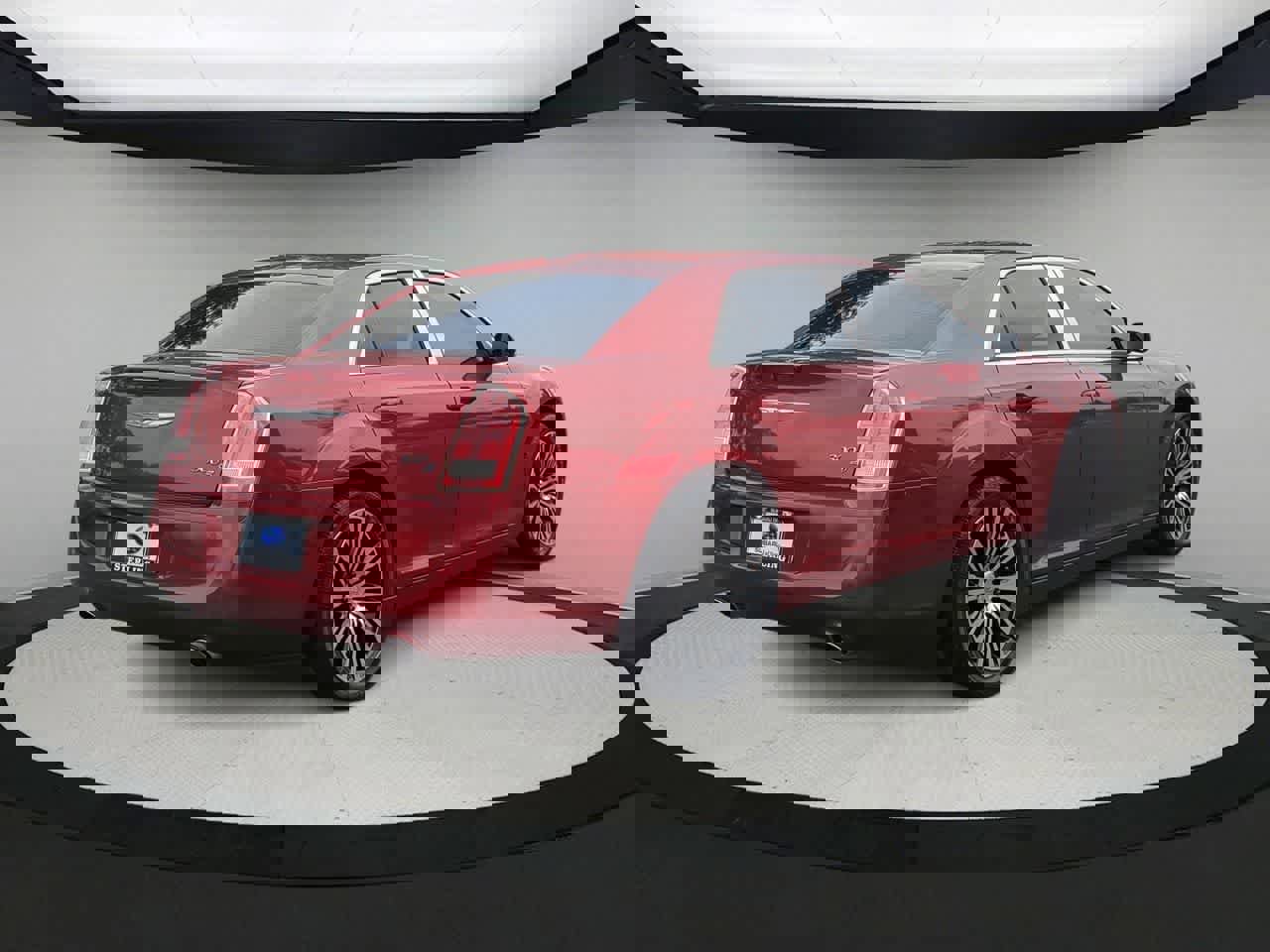 Used 2014 Chrysler 300 S w/ Luxury Group image 8