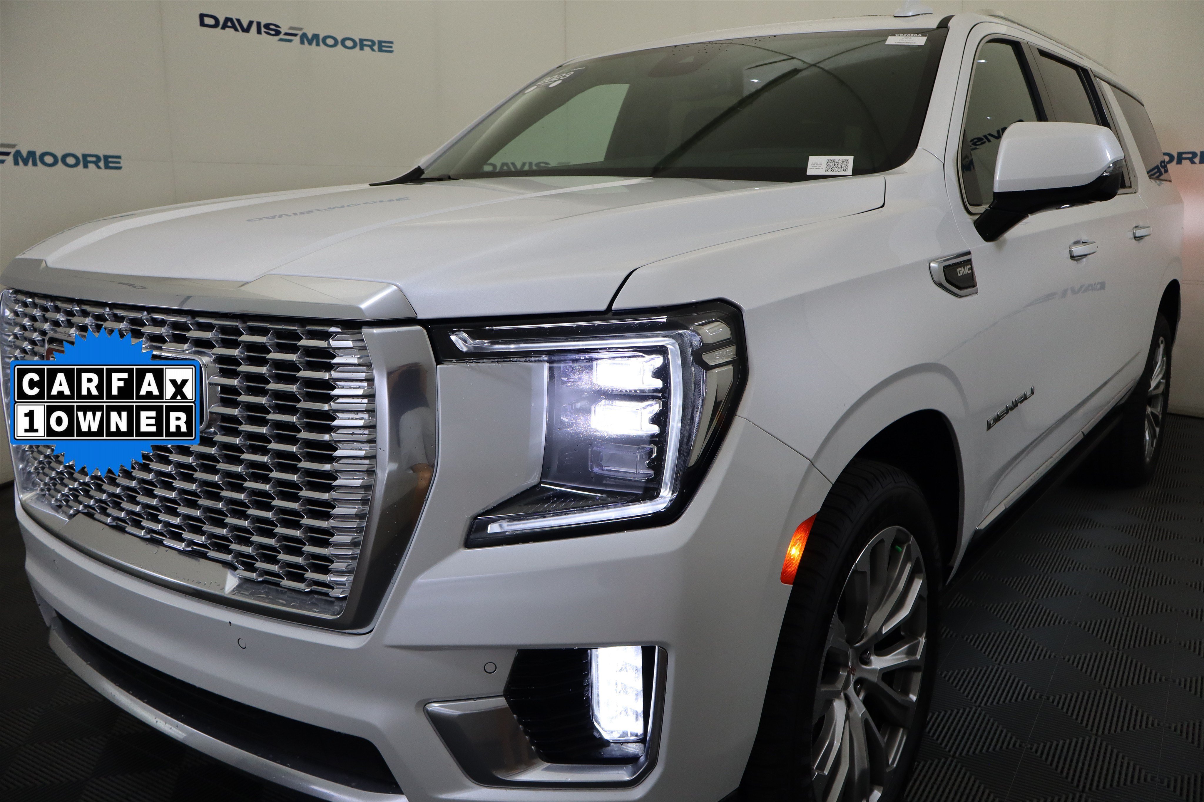 Certified 2023 GMC Yukon XL Denali AWD/4WD image 12