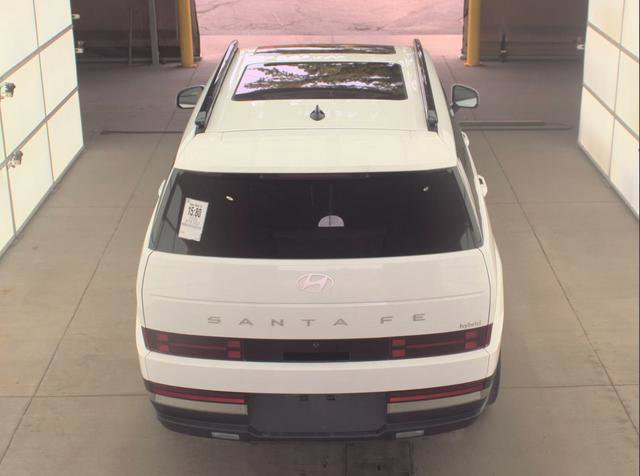 Used 2025 Hyundai Santa Fe Limited image 6