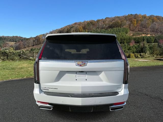 Used 2023 Cadillac Escalade Premium Luxury image 6