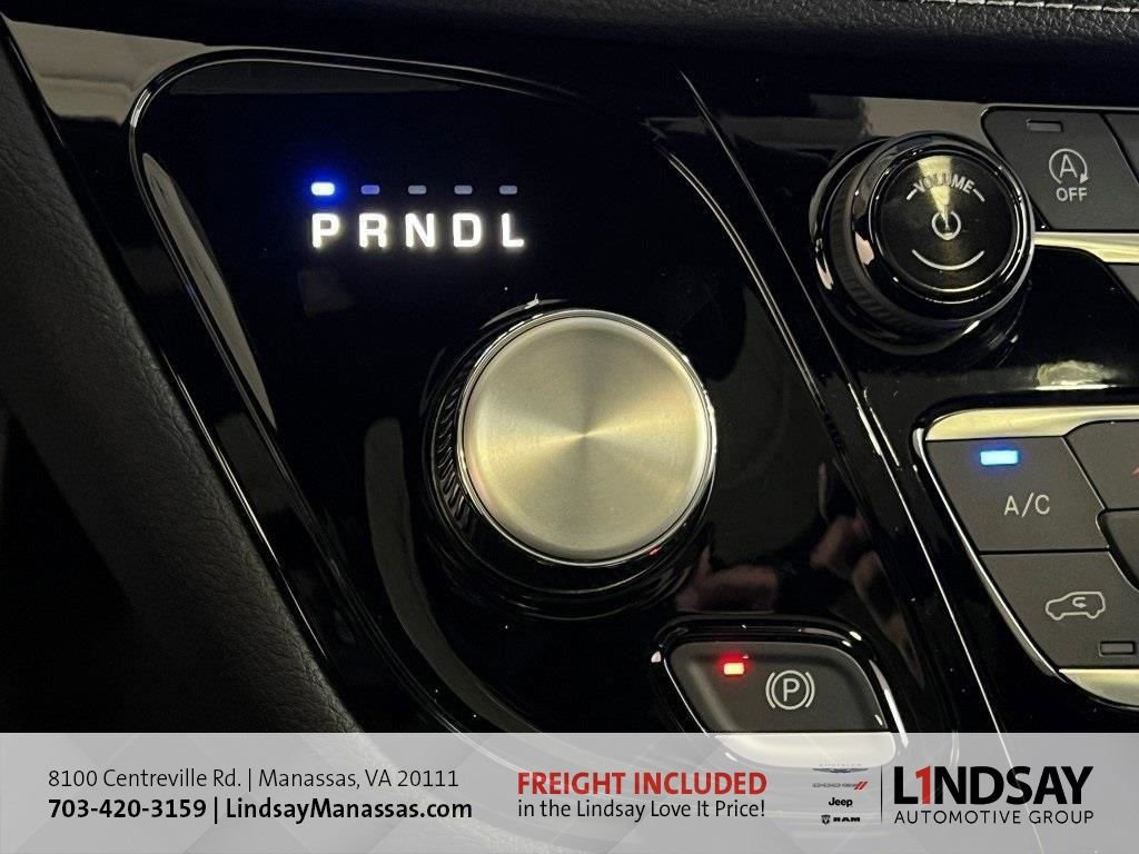 New 2026 Chrysler Pacifica Select image 23