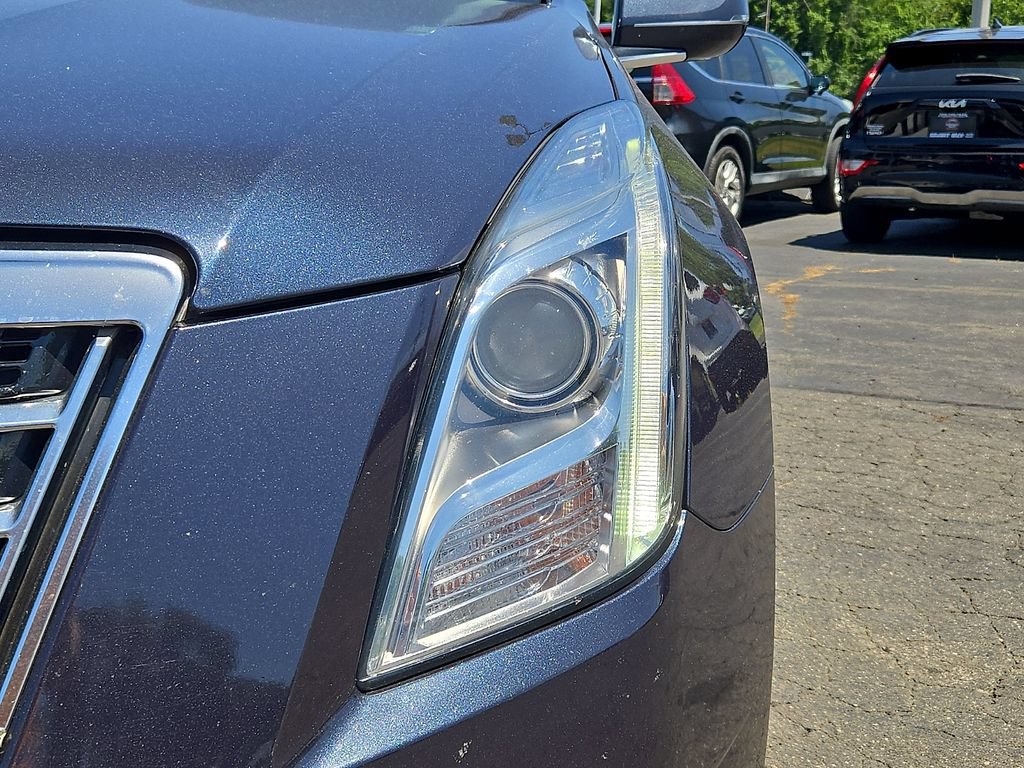 Used 2013 Cadillac XTS Premium AWD/4WD image 10