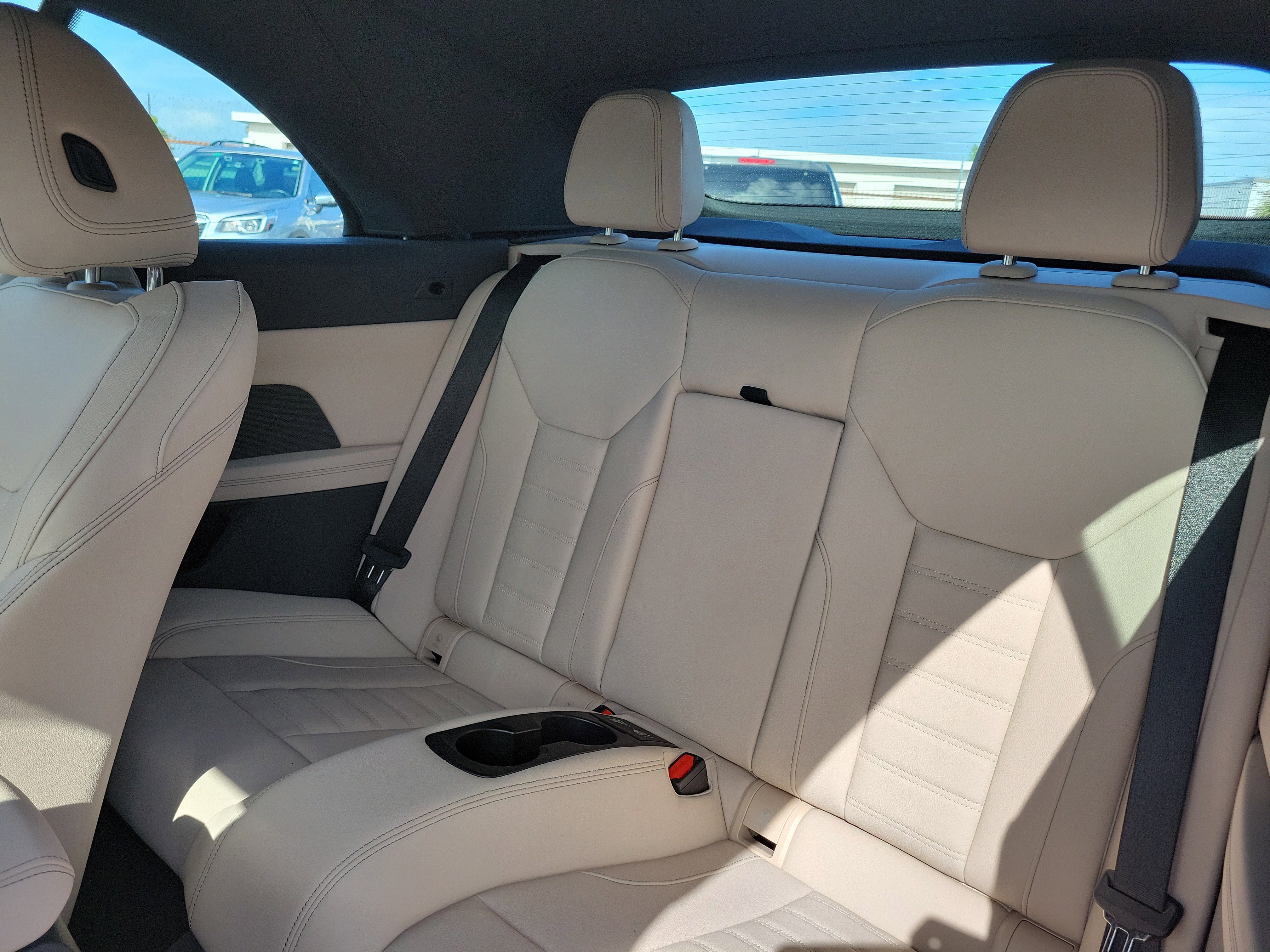 Used 2024 BMW M440i Convertible w/ Premium Package image 8