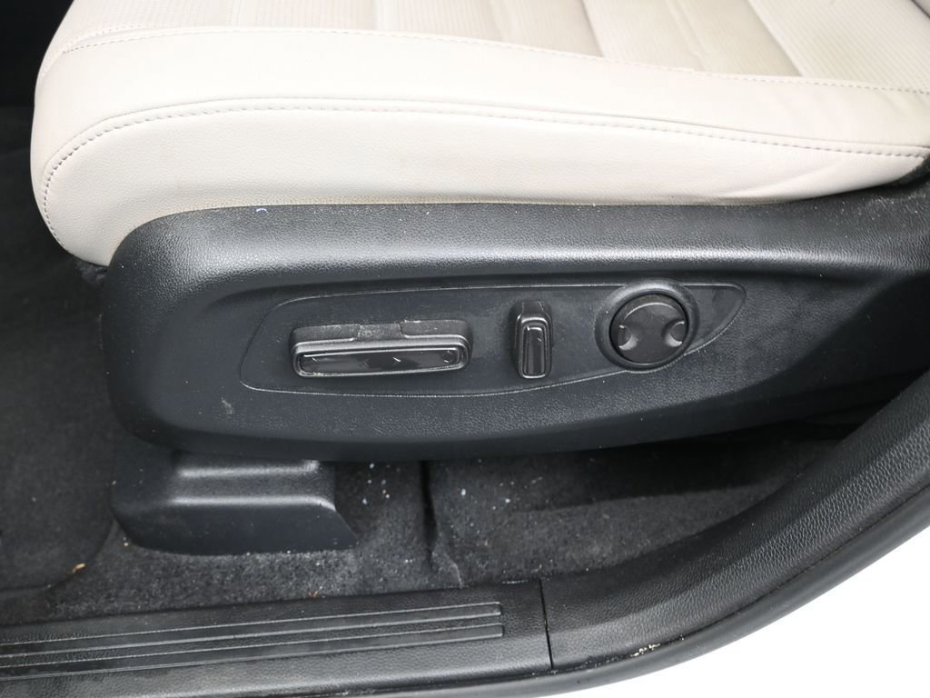 Used 2023 Honda CR-V EX-L image 19