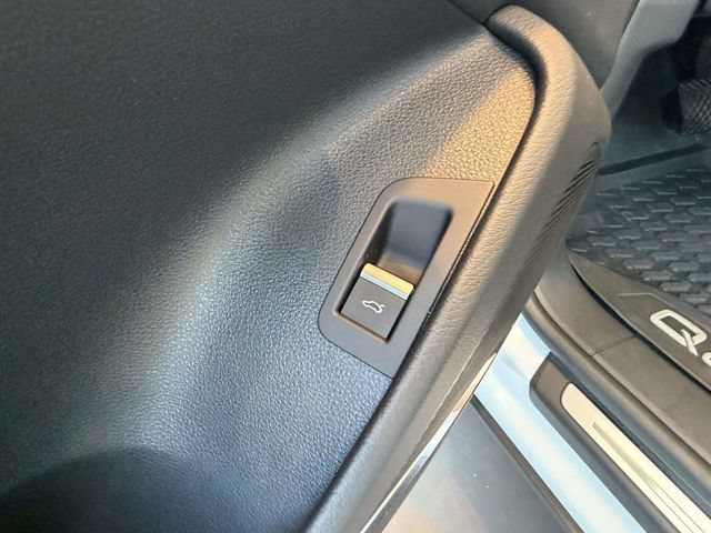 Used 2026 Audi Q8 Premium Plus AWD/4WD image 17