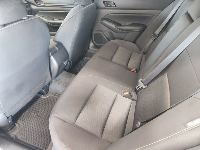 Used 2025 Nissan Altima 2.5 S FWD image 31