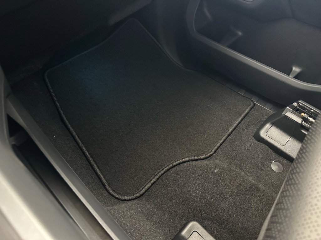 New 2026 Ford F250 Lariat w/ FX4 Off-Road Package image 43