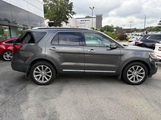Used 2017 Ford Explorer Limited AWD/4WD image 3