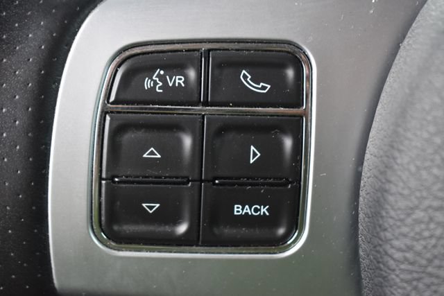 Used 2012 Jeep Grand Cherokee SRT8 w/ Luxury Group II AWD/4WD image 25