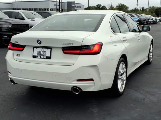 Used 2025 BMW 330i xDrive Sedan AWD/4WD image 29