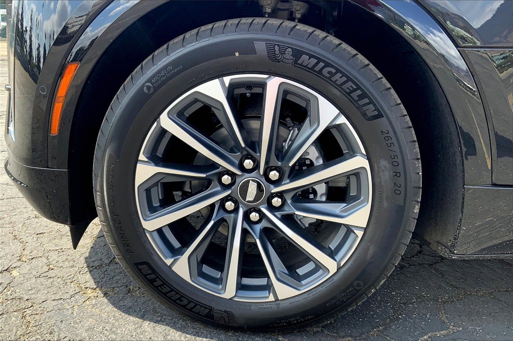 New 2026 Cadillac Lyriq Sport image 13