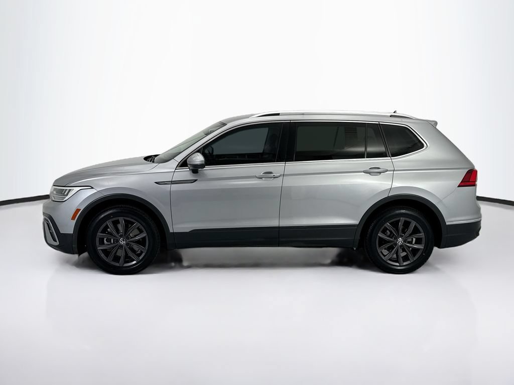 Used 2022 Volkswagen Tiguan SE FWD image 8
