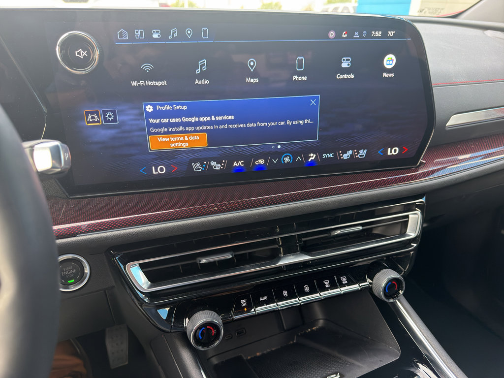 Used 2026 Chevrolet Traverse RS image 19