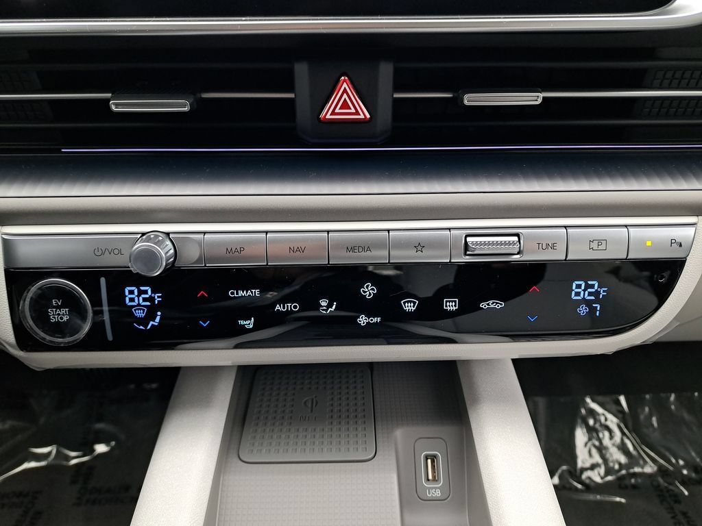 New 2025 Hyundai Ioniq 6 SEL AWD/4WD image 22