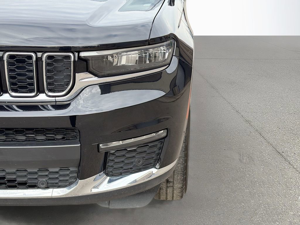 Used 2024 Jeep Grand Cherokee L Limited w/ Luxury Tech Group II image 11