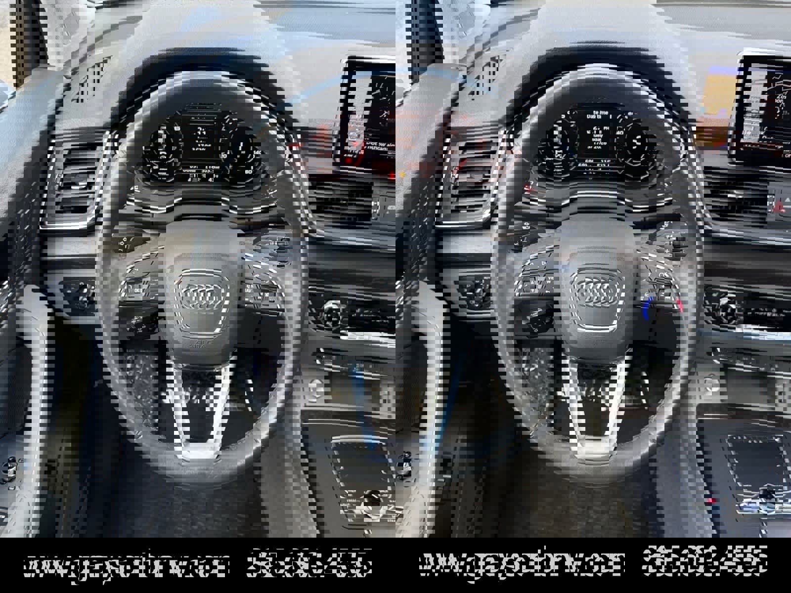 Used 2020 Audi Q5 Prestige w/ Prestige Package image 18