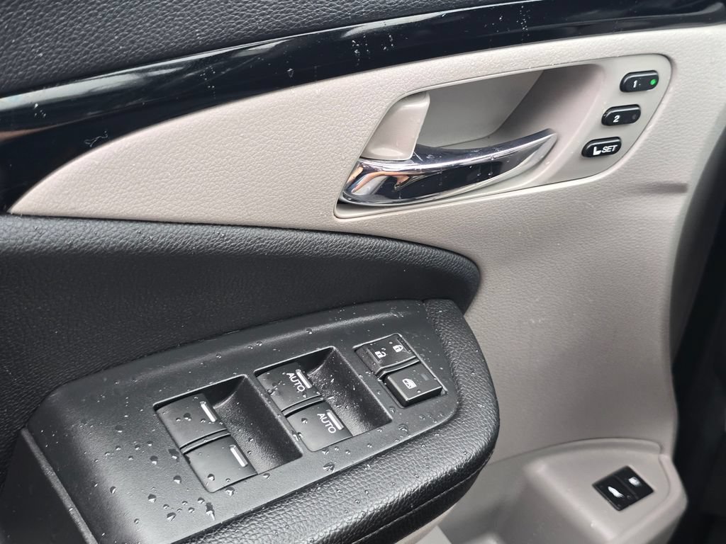 Used 2021 Honda Pilot Touring image 20
