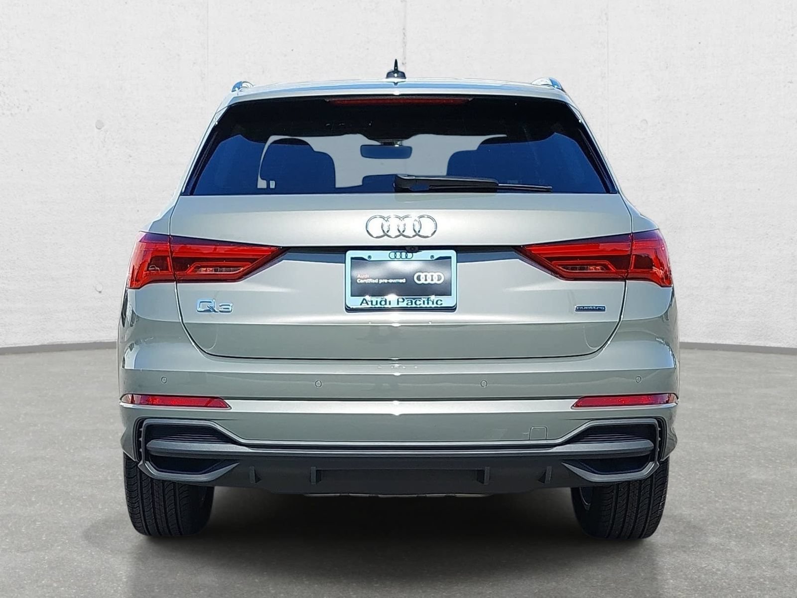 Certified 2025 Audi Q3 2.0T Premium w/ Convenience Package AWD/4WD image 6