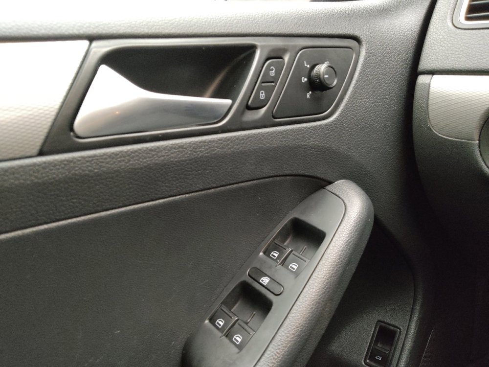 Used 2018 Volkswagen Jetta S image 27