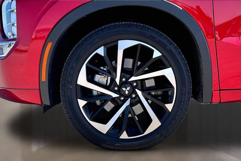 Used 2024 Mitsubishi Outlander SEL FWD image 8