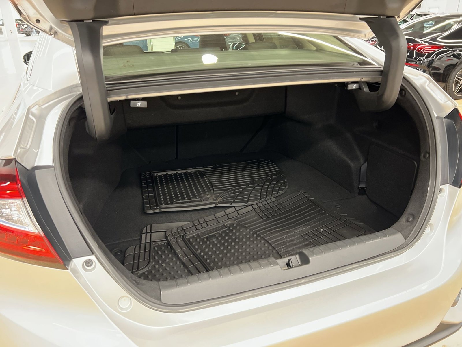 Used 2019 Honda Clarity Touring image 26