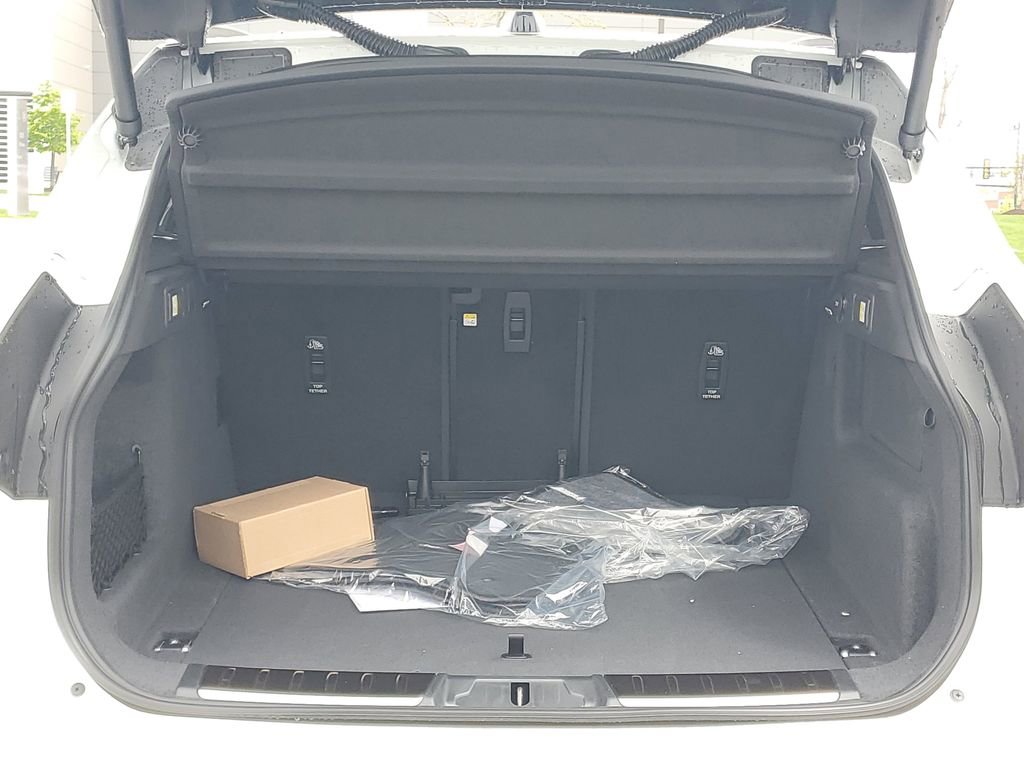 New 2026 Jaguar F-PACE R-Dynamic S image 7