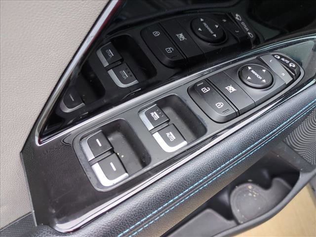 Used 2020 Kia Niro EX Premium image 12