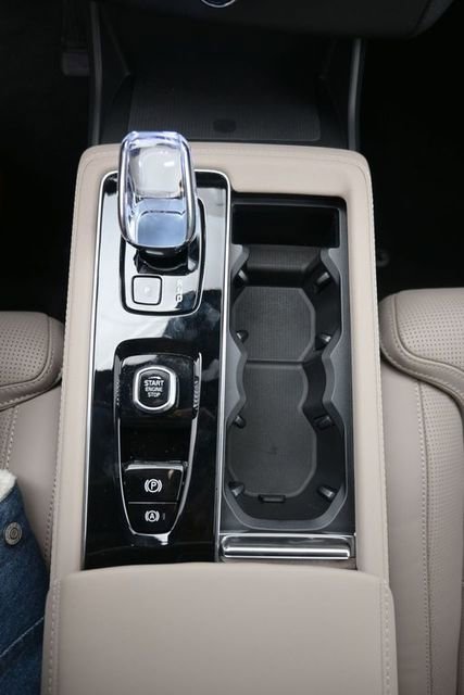 New 2026 Volvo XC90 B6 Ultra w/ Protection Package Premier image 11