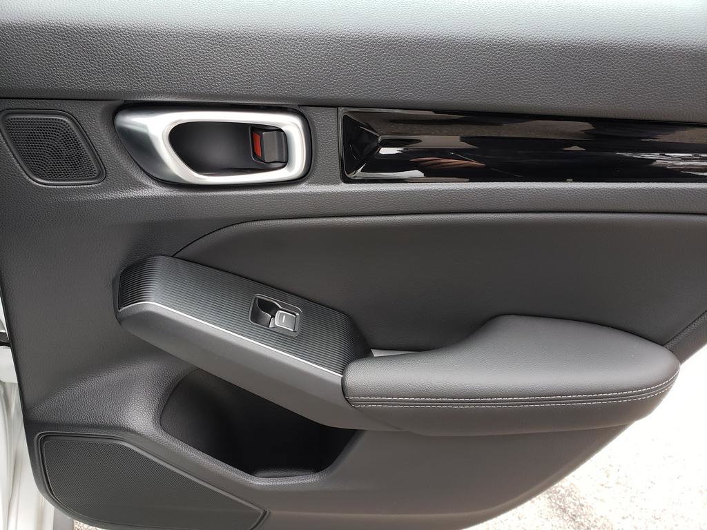 Used 2024 Honda Civic Sport Touring image 17