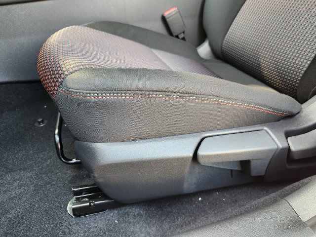 New 2026 Nissan Sentra SR w/ Floor Mat Package FWD image 21