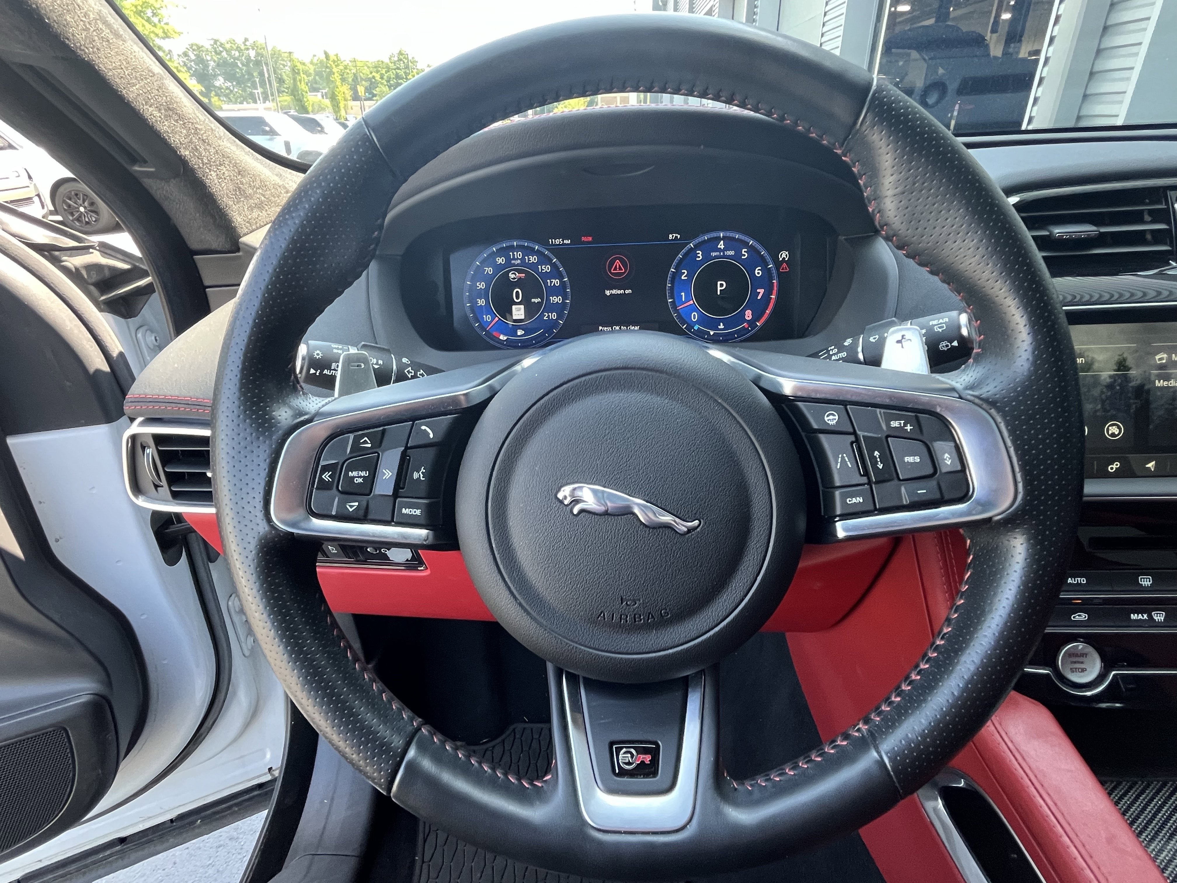 Used 2020 Jaguar F-PACE SVR AWD/4WD image 18