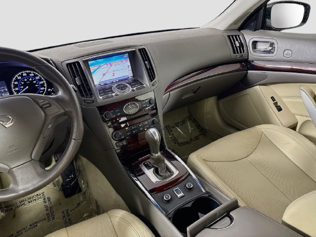 Used 2014 INFINITI Q60 Convertible w/ Premium Package RWD image 23