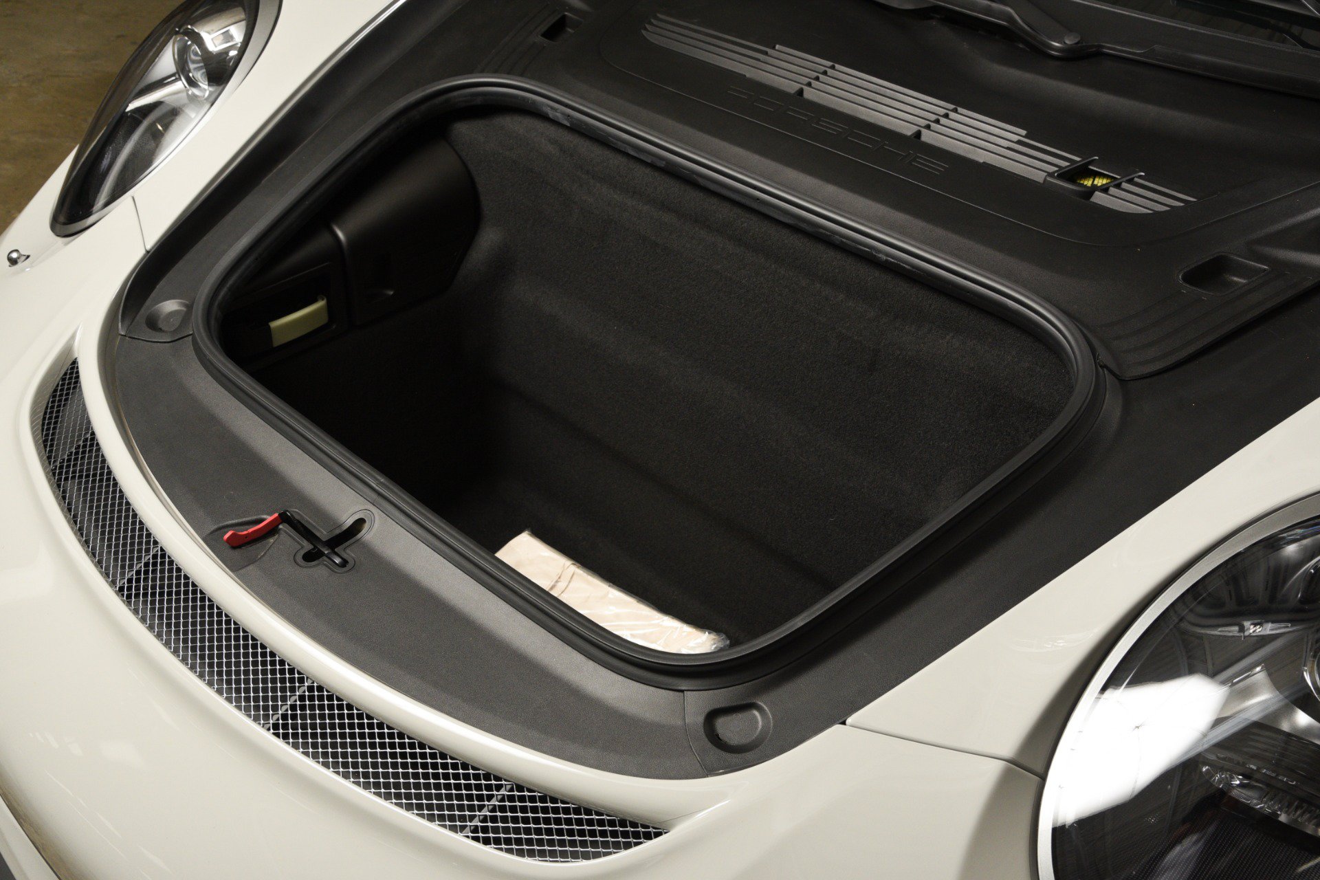 Used 2019 Porsche 911 GT3 RWD image 12