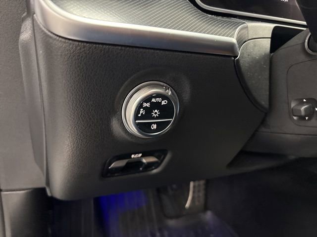 Used 2025 Mercedes-Benz C 43 AMG 4MATIC Sedan image 25