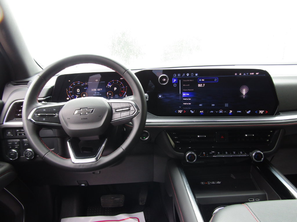 Used 2025 Chevrolet Tahoe RST AWD/4WD image 5