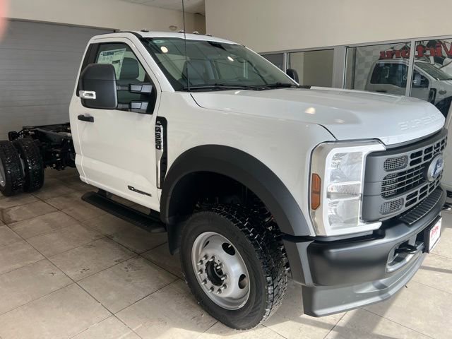 New 2026 Ford F550 4x4 Regular Cab Super Duty image 2