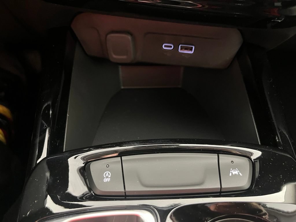 New 2026 Chevrolet Trax LT w/ Driver Confidence Package FWD image 30