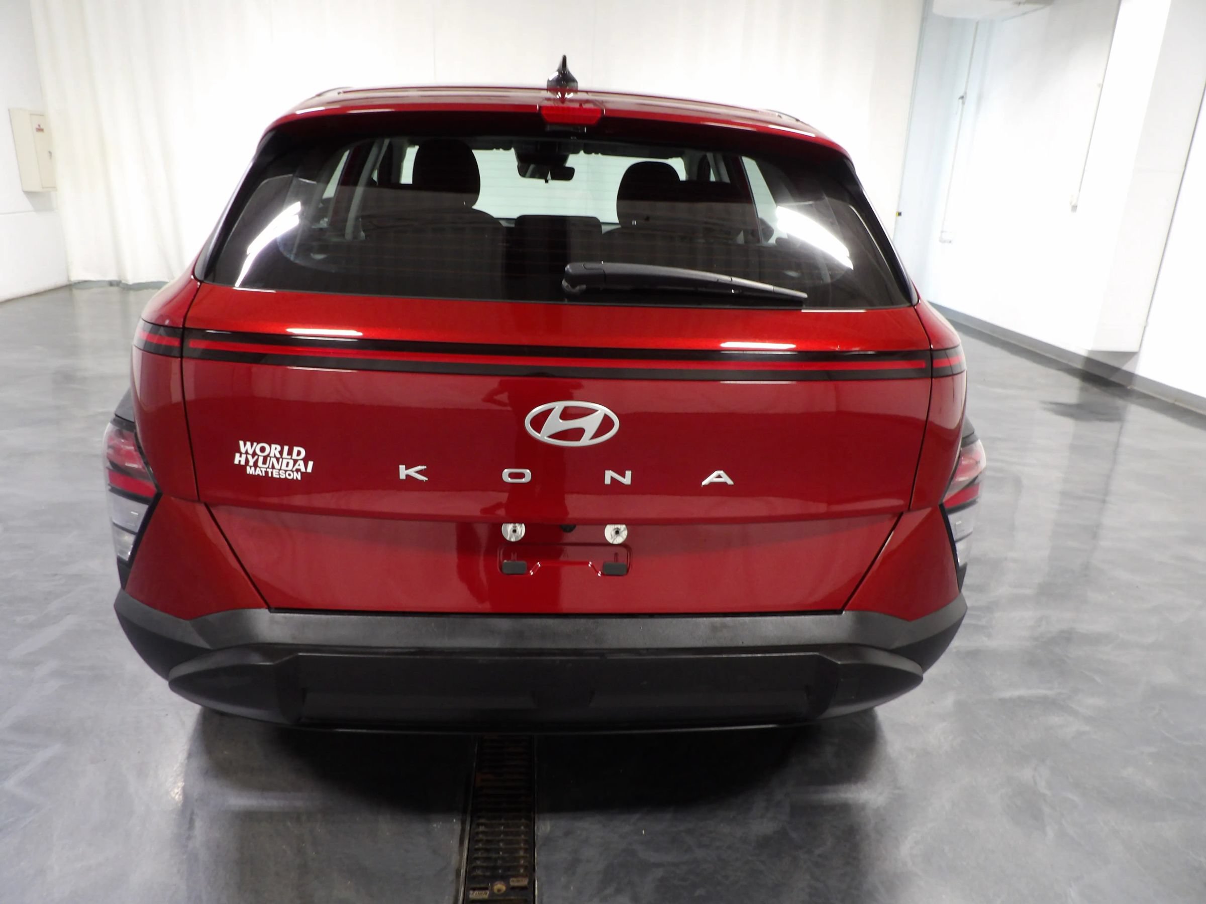 Used 2025 Hyundai Kona SE FWD image 5