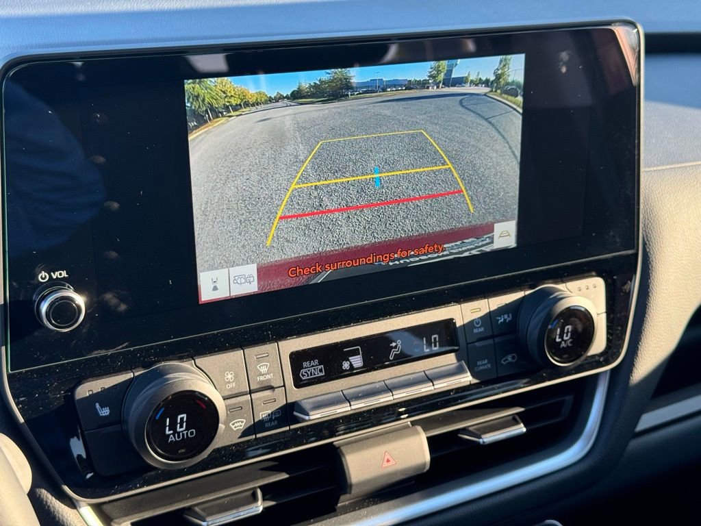 Used 2025 Toyota Grand Highlander FWD image 39