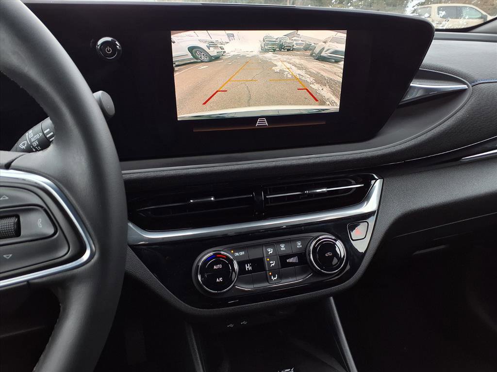 Used 2024 Buick Envista Sport Touring w/ Convenience II Package image 26