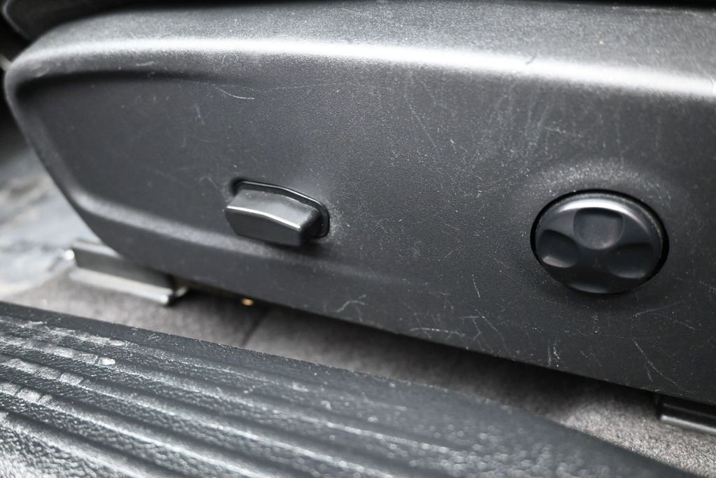 Used 2018 Dodge Challenger T/A RWD image 12