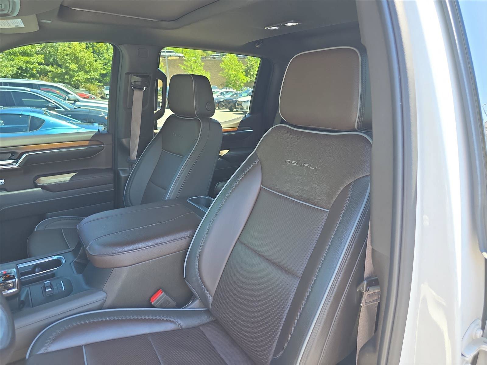 Used 2024 GMC Sierra 1500 Denali AWD/4WD image 20