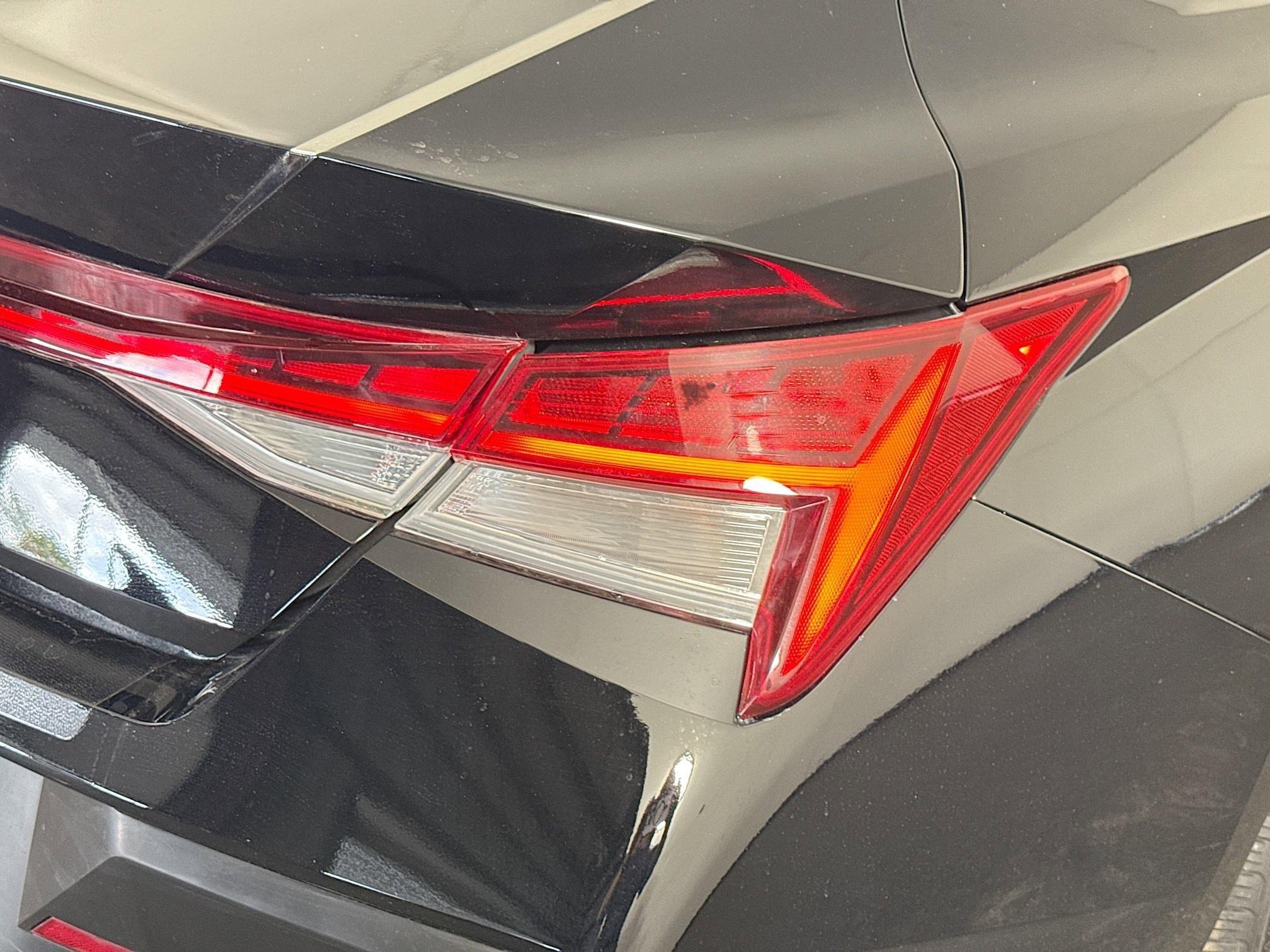 Used 2024 Hyundai Elantra SEL w/ Convenience Package image 34