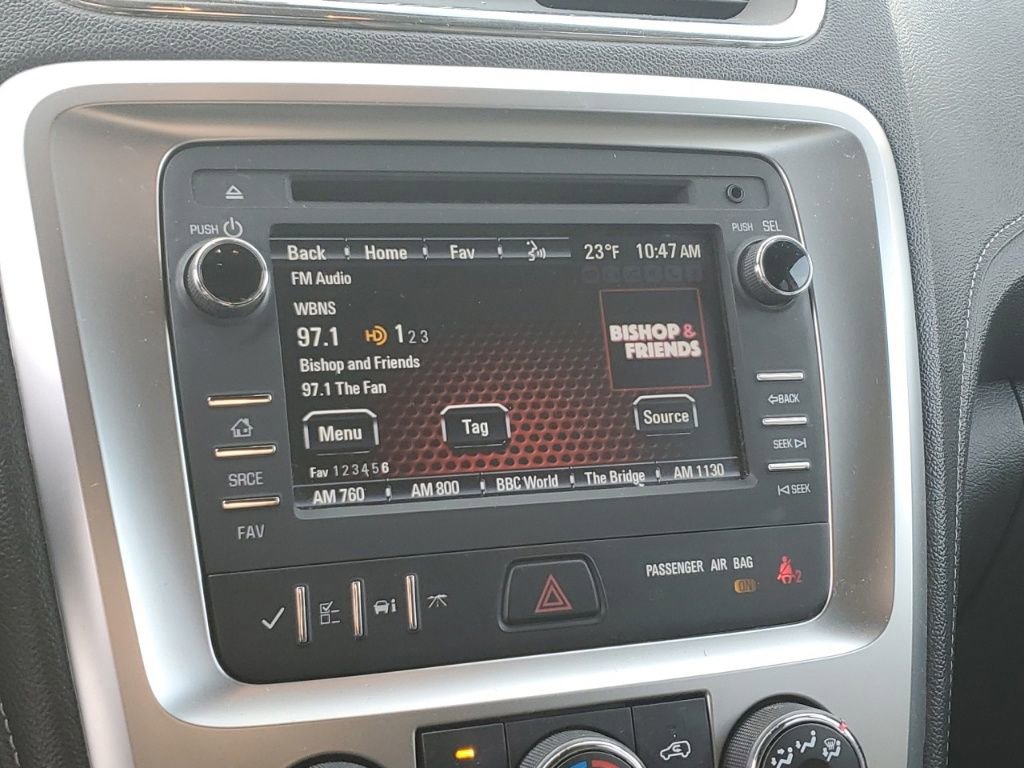 Used 2014 GMC Acadia SLE image 19