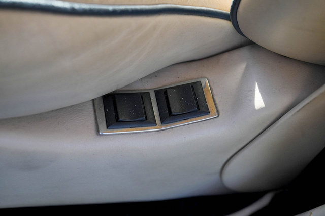 Used 1996 Rolls-Royce Silver Dawn image 59