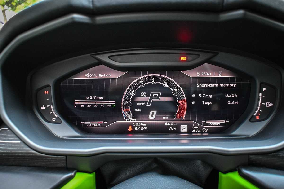 Used 2024 Lamborghini Urus S AWD/4WD image 14