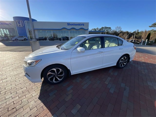 Used 2016 Honda Accord EX-L image 24
