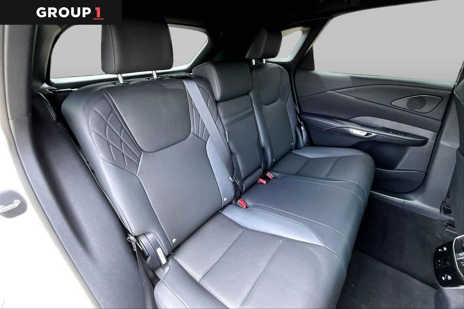 Certified 2024 Lexus RX 350 FWD w/ Technology Package image 17